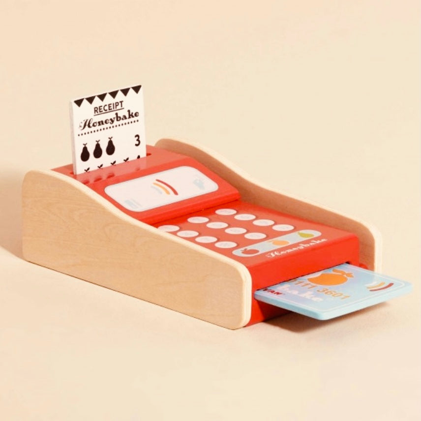 Appareil à carte bancaire en bois