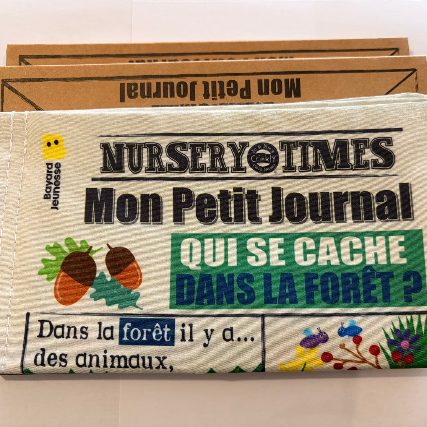 Journal qui se cache dans la forêt