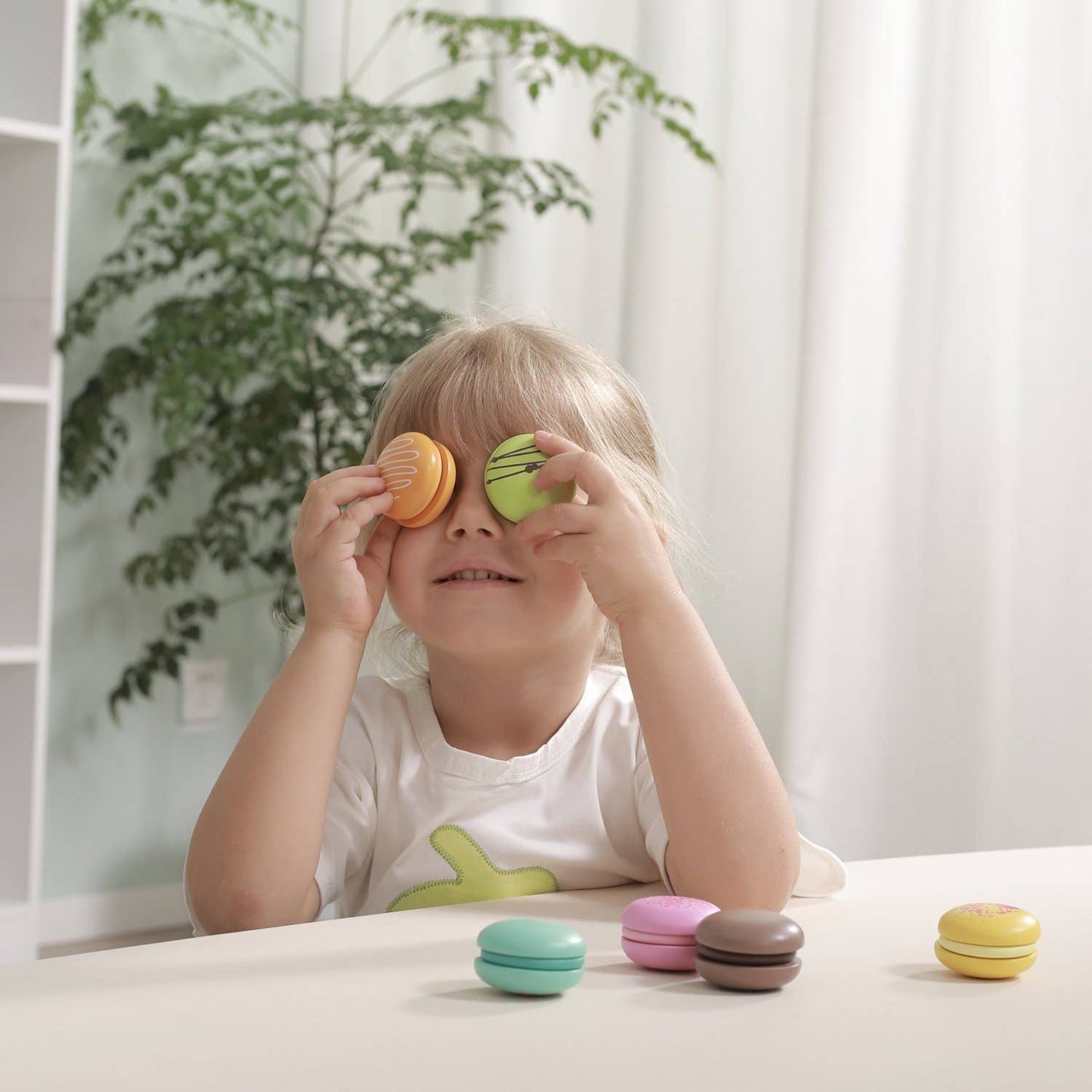 Ensemble de 6 macarons colorés